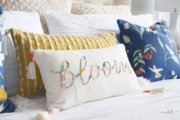 spring decor ideas with pillows