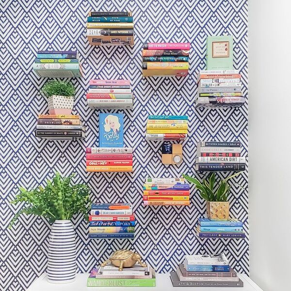 how to organize books without a bookshelf 