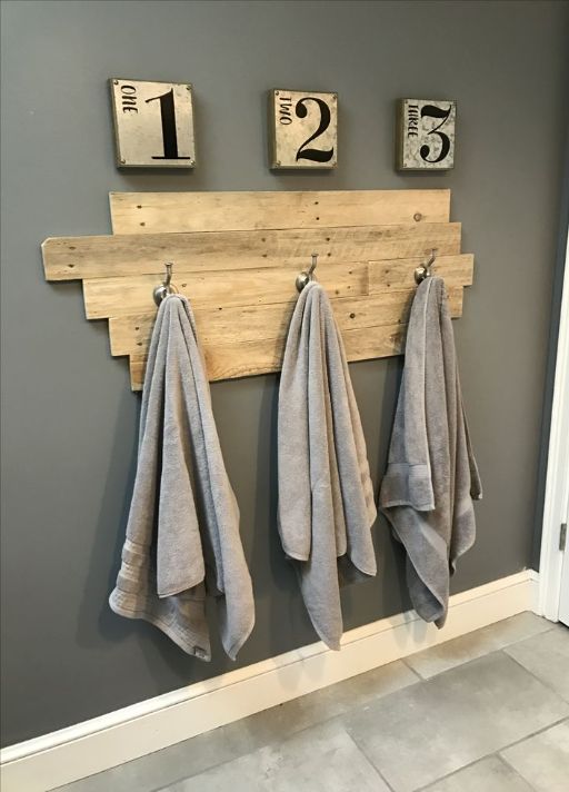 pallet board Bathroom Towel Hanger Ideas 