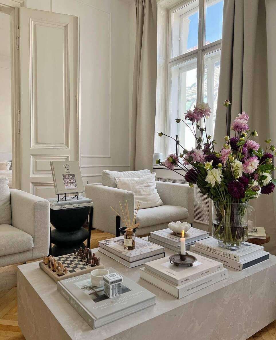31 Practical and Chic Coffee Table Decor Ideas for a Stylish Living Room