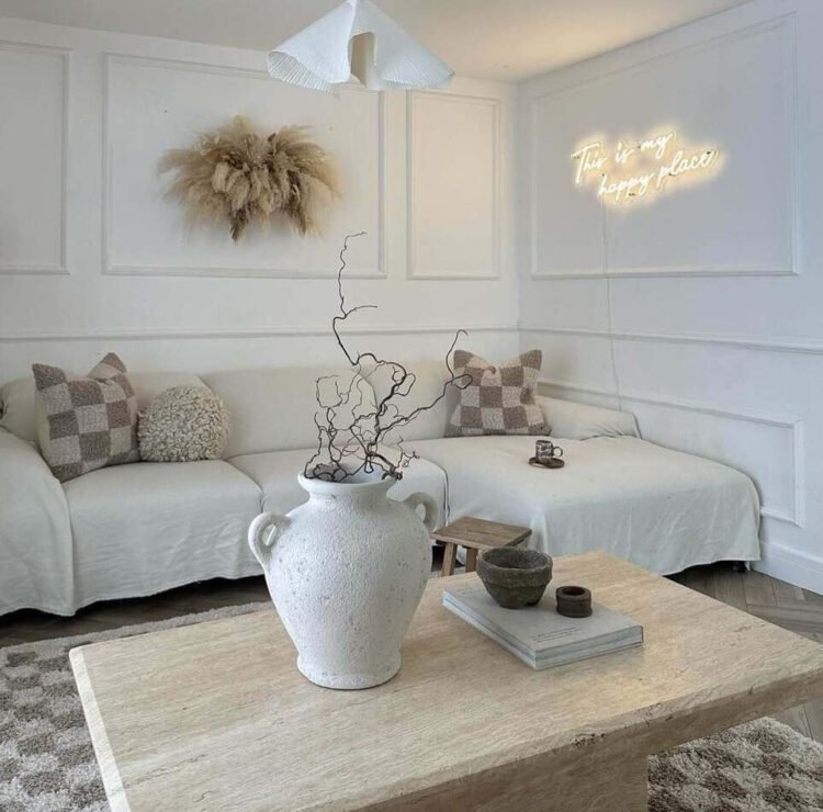 31 Practical and Chic Coffee Table Decor Ideas for a Stylish Living Room
