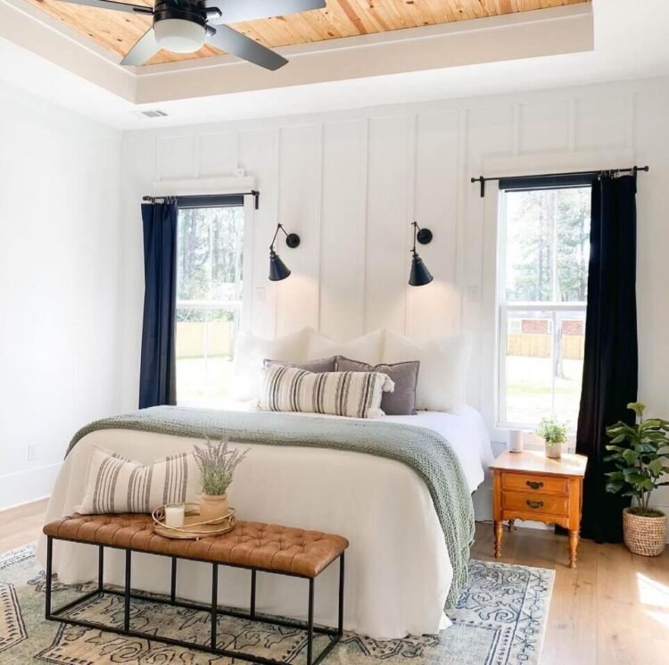 16 Stunning Bedroom Bench Decor Ideas to Refresh Your Sleeping Space