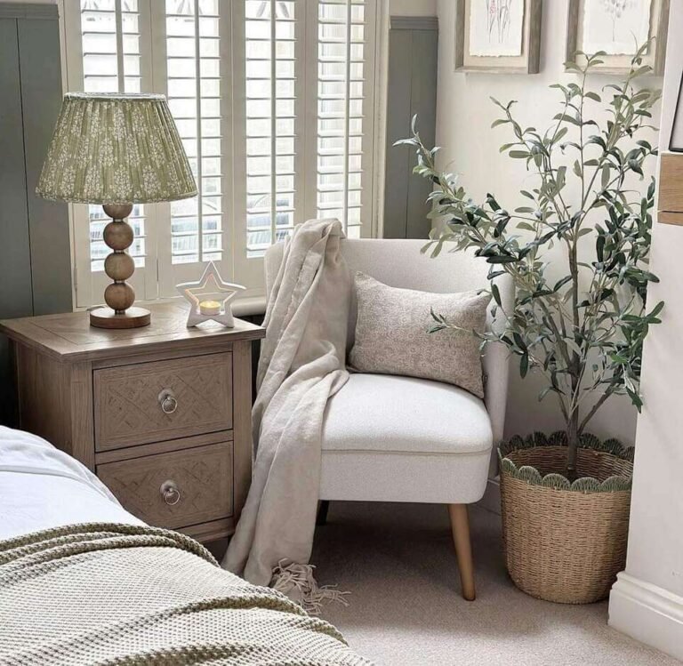 24 Dreamy Bedside Table Decor Ideas for Sunny Morning Vibes