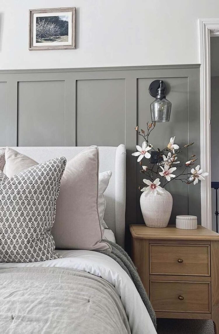 24 Dreamy Bedside Table Decor Ideas For Sunny Morning Vibes