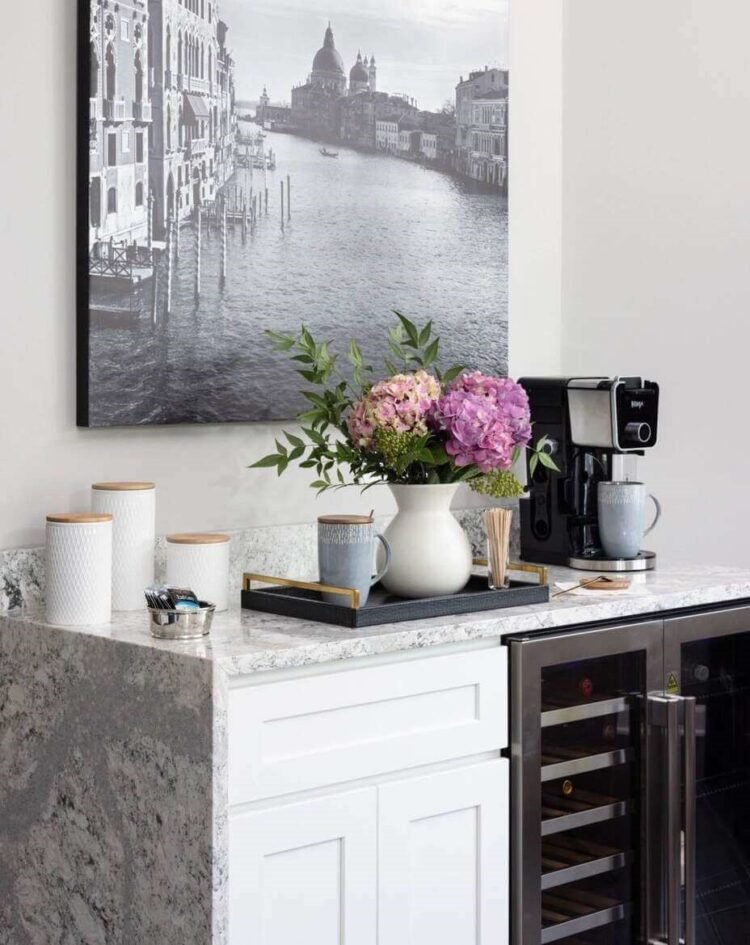 18 Creative Bedroom Coffee Station Ideas for Morning Bliss