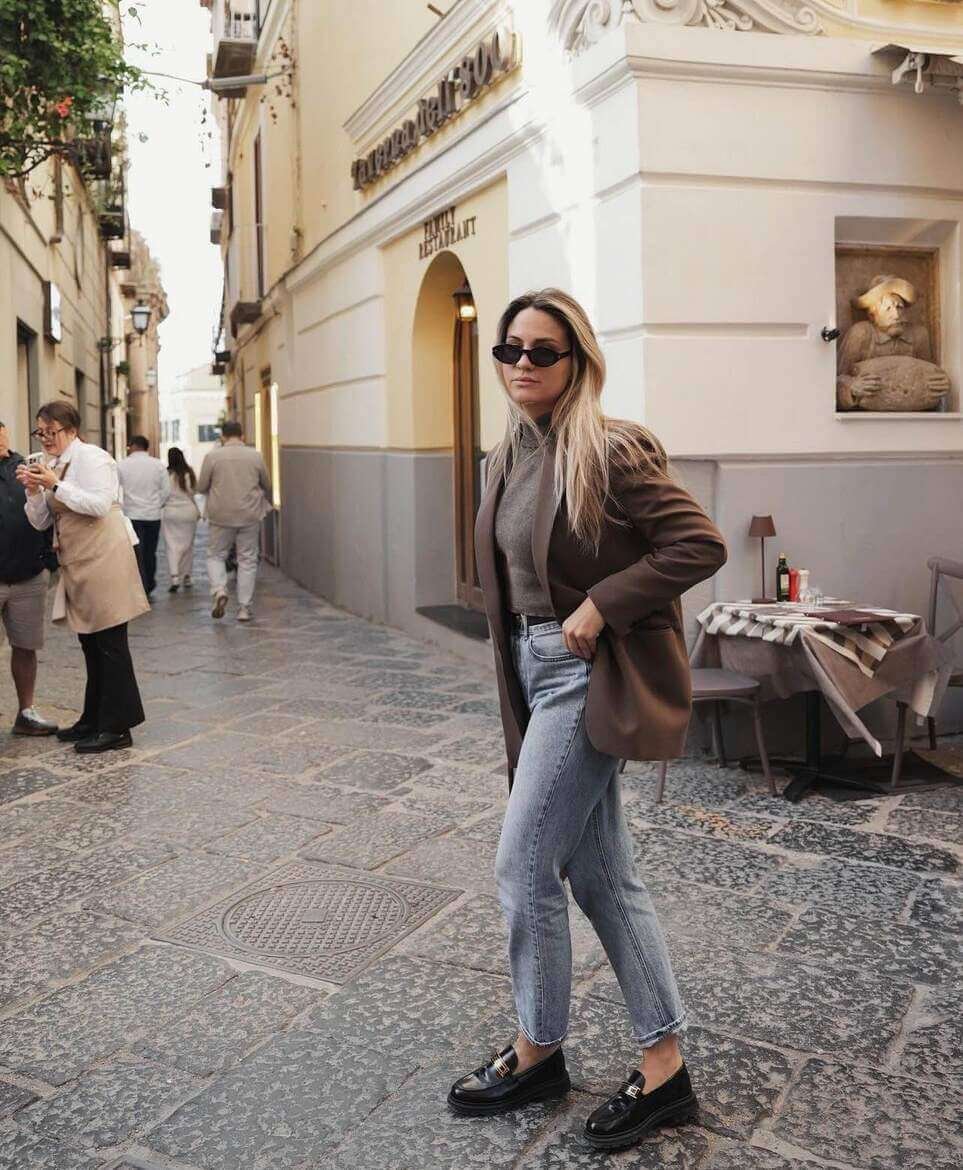 23 Black Loafer Outfits You Need to Try