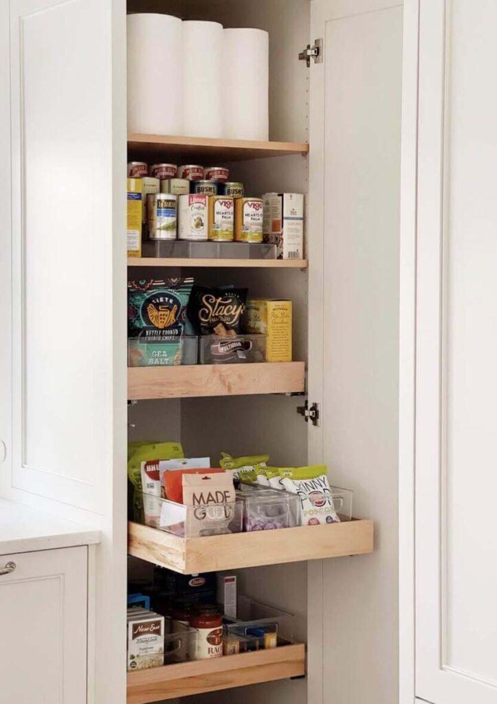 kitchen cabinet organization with pull out drawer