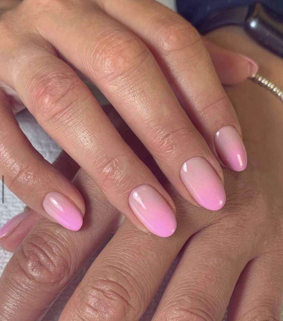 gradient pink nails