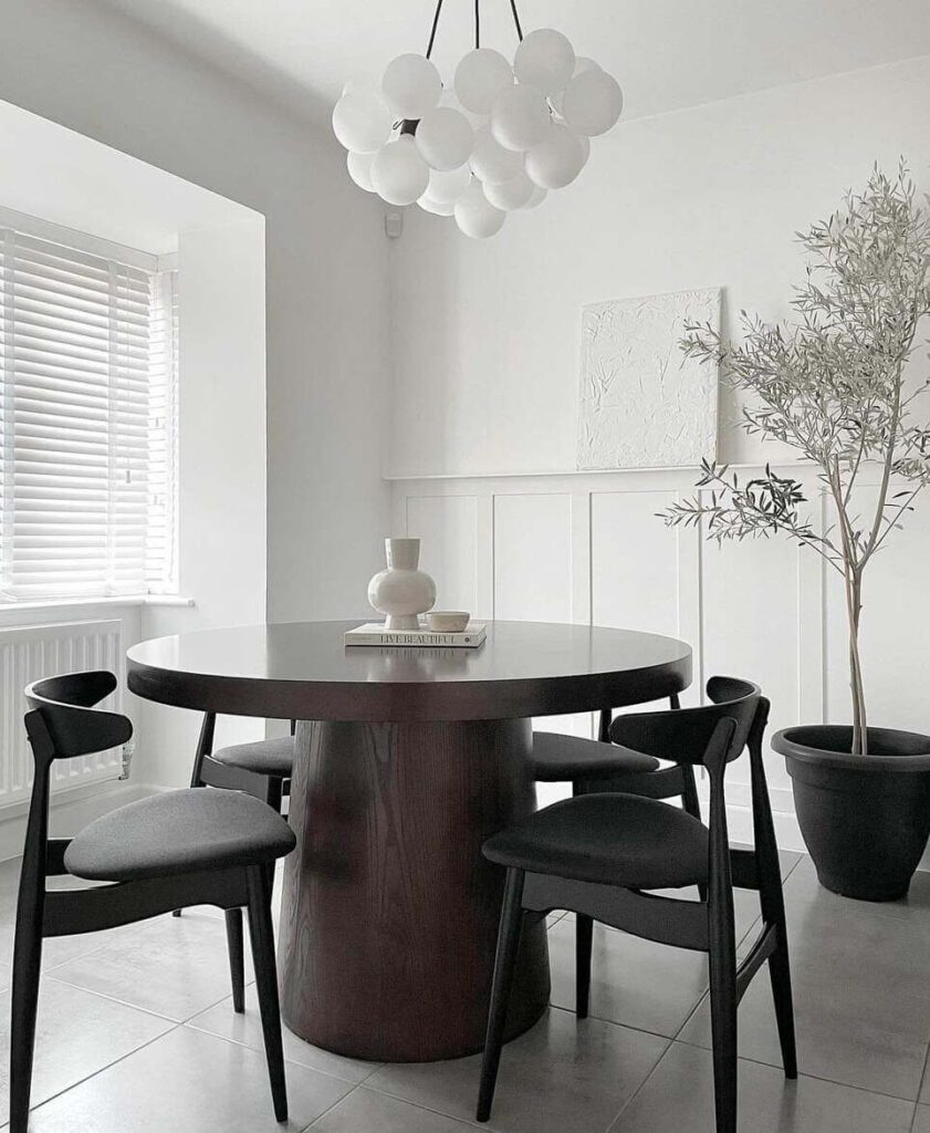 black and white dining table decor ideas