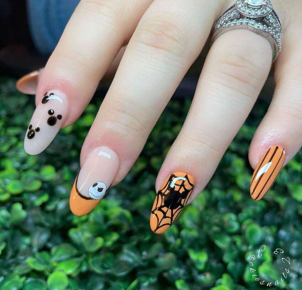 spooky halloween nail designs