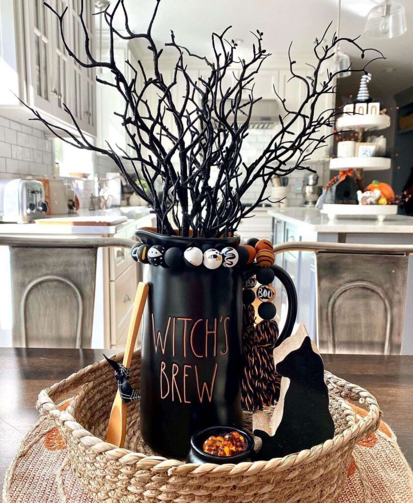 Halloween centerpiece