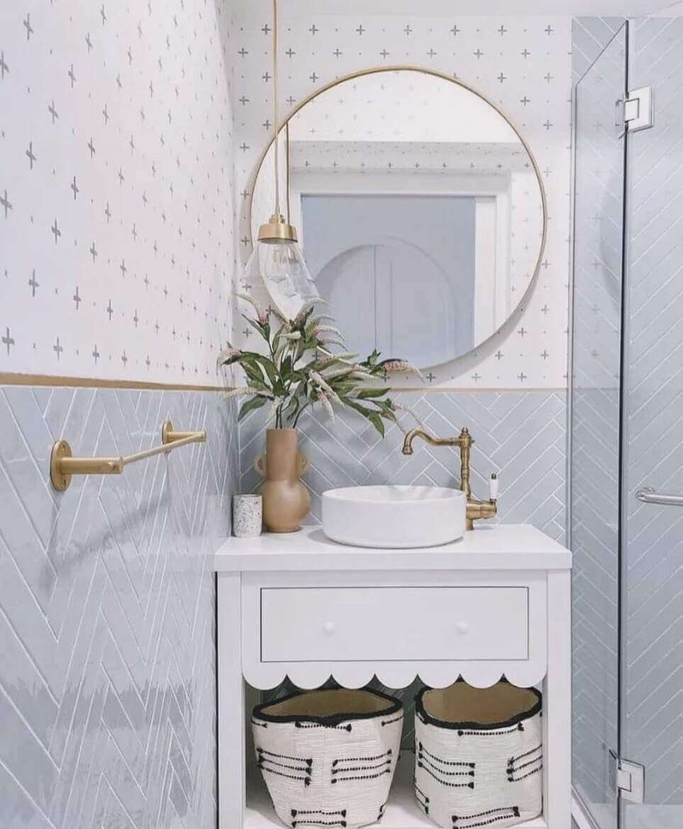 20 Chic and Easy Bathroom Counter Decor Ideas to Transform Your Vanity