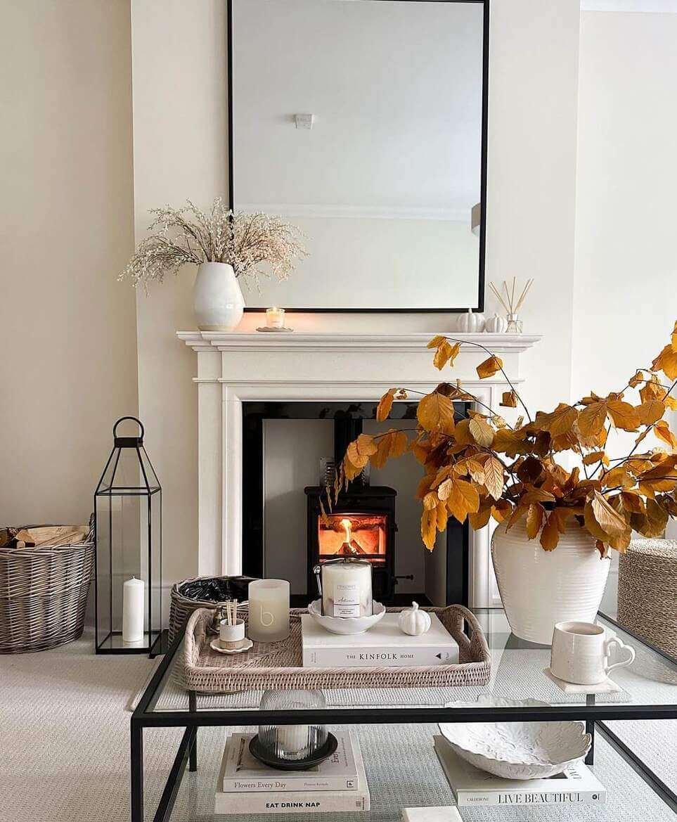 21 Living Room with Mirror Ideas That Maximize Light and Space