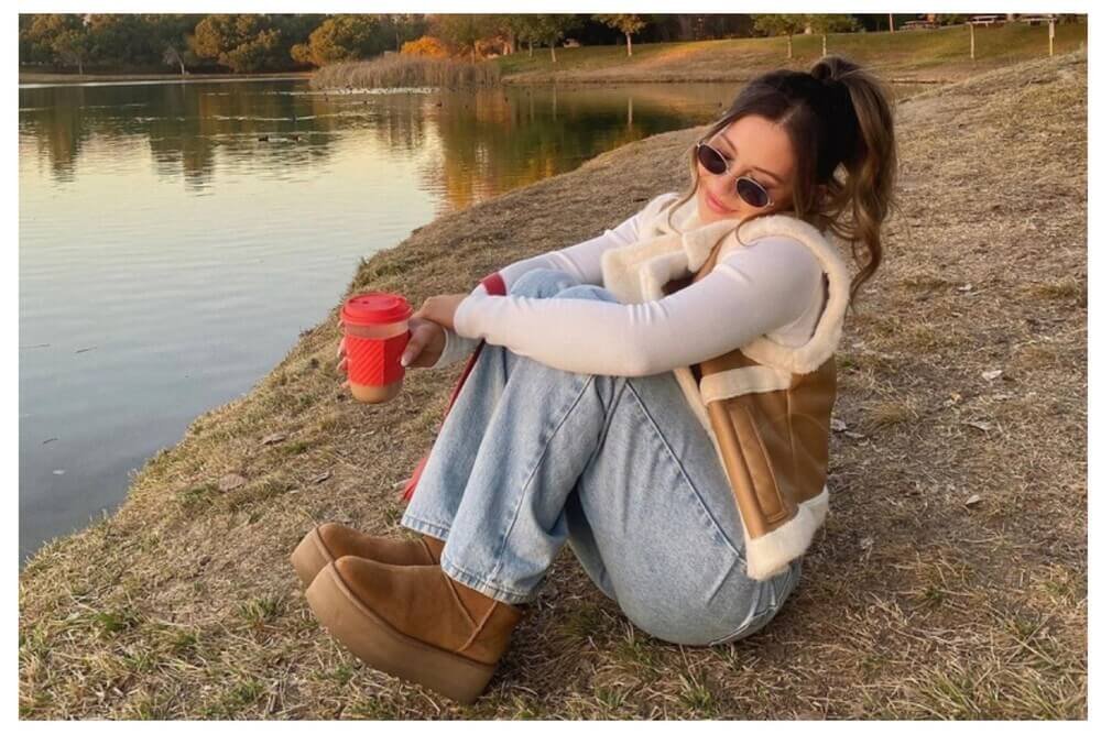 Stay Cozy and Fashionable with the Best 23 Ugg Outfit Ideas