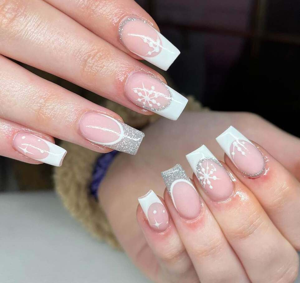 white christmas nail designs