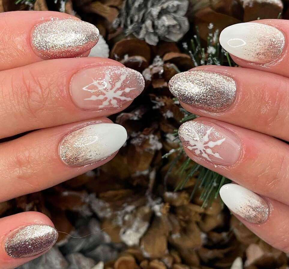 white christmas nail designs