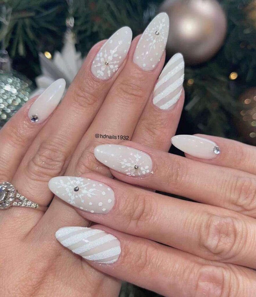 white christmas nail designs