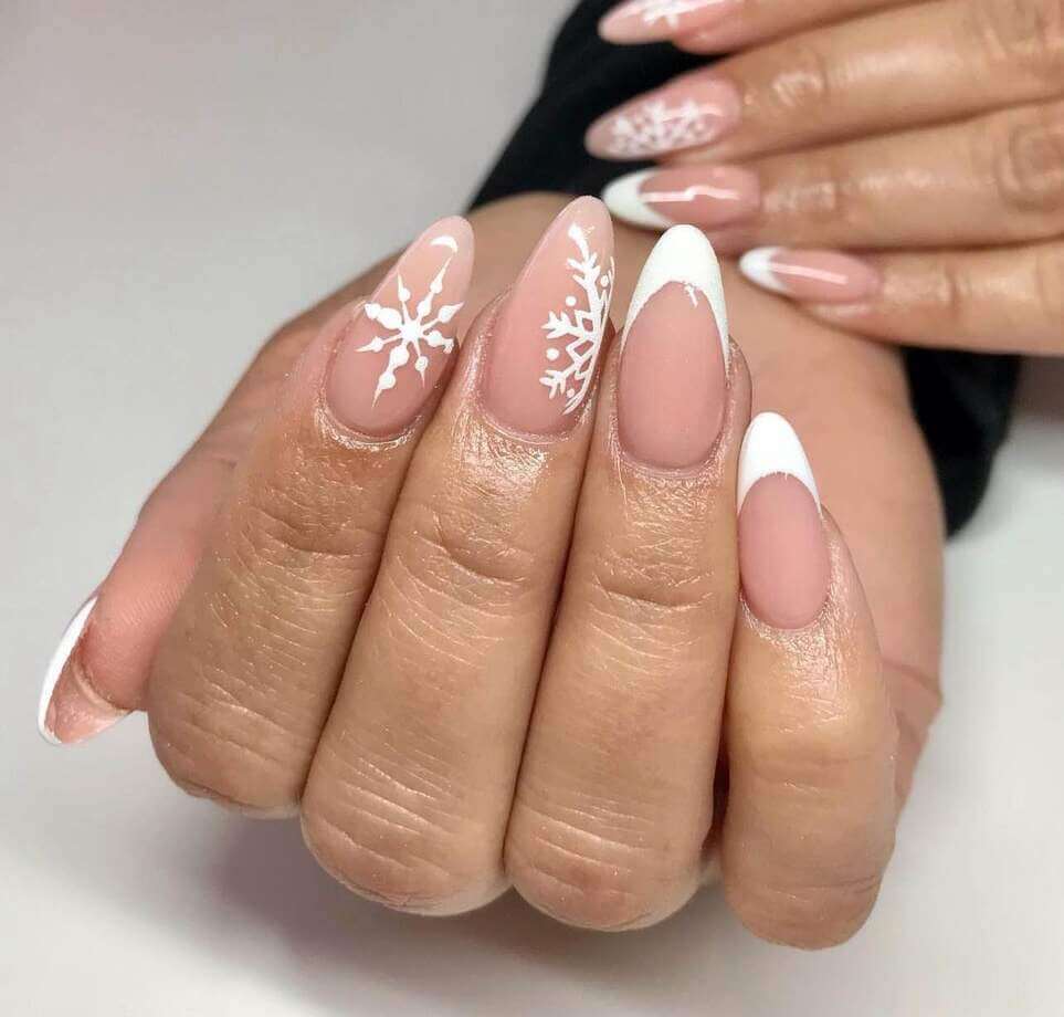 white christmas nail designs