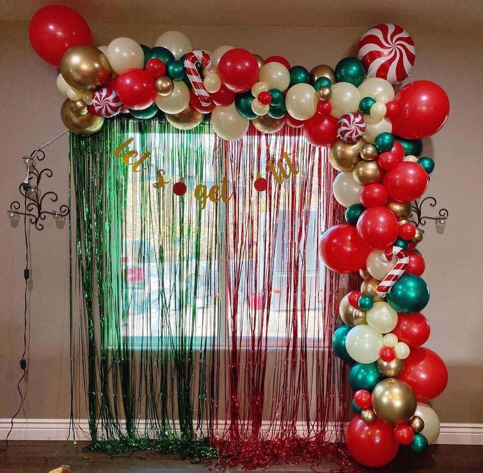 christmas balloon decoration ideas for the foyer