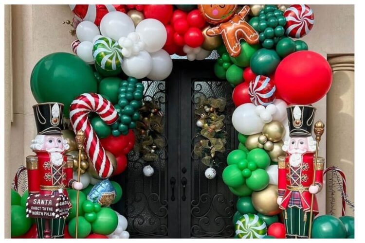 Christmas balloon decoration ideas around the front door