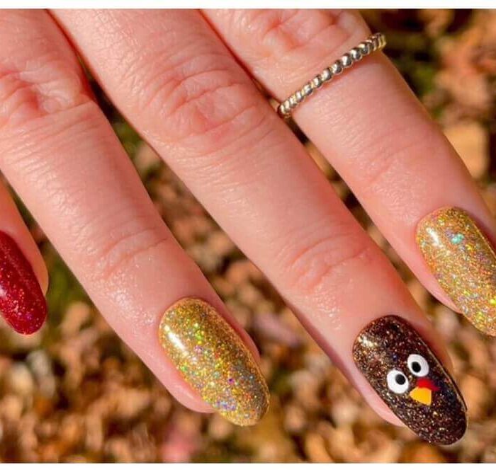 40 Trendy Thanksgiving Nail Designs to Rock This Holiday Season