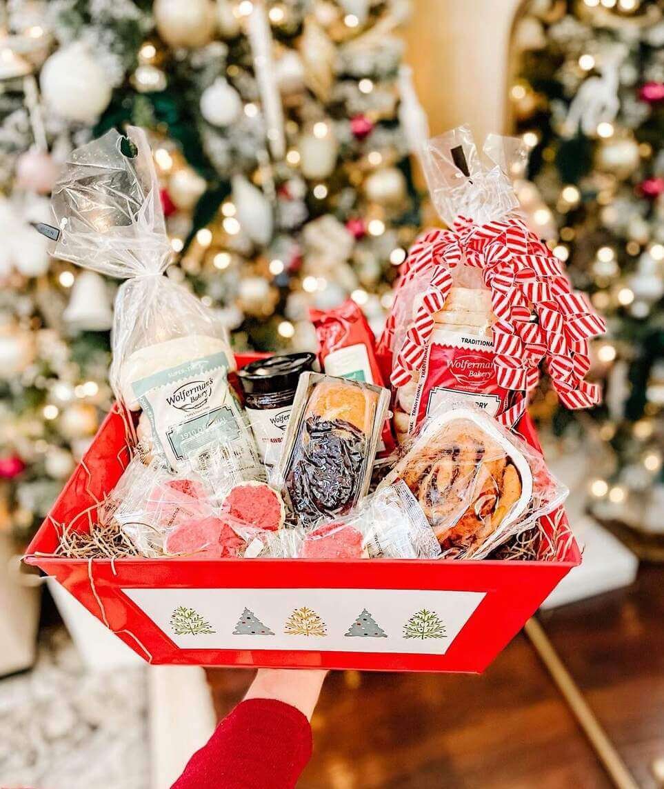 Brew a Little Joy with 20 Unique Christmas Coffee Basket Ideas