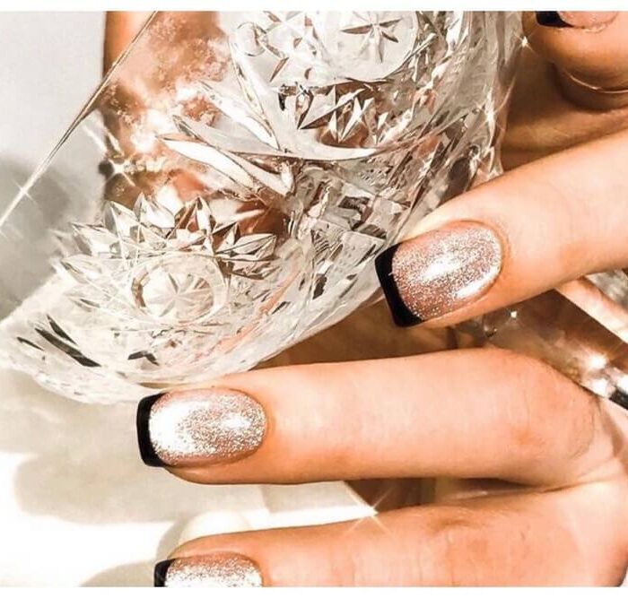 36 Classy New Year Nail Designs to Steal the Spotlight