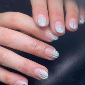 36 Classy New Year Nail Designs to Steal the Spotlight