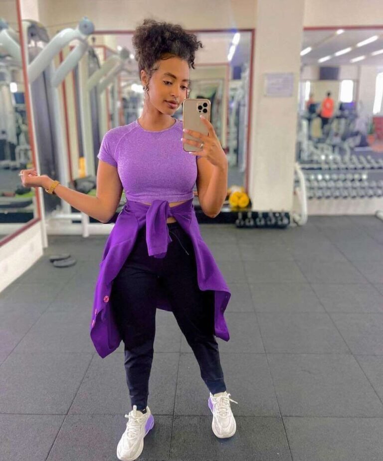 15 Must-Try Purple and Black Outfits to Unleash Your Inner Fashionista