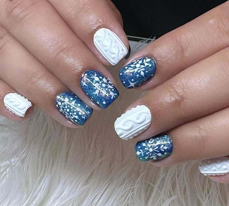 white and blue winter nail ideas