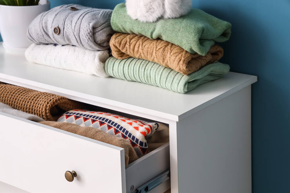 how to organize winter clothes