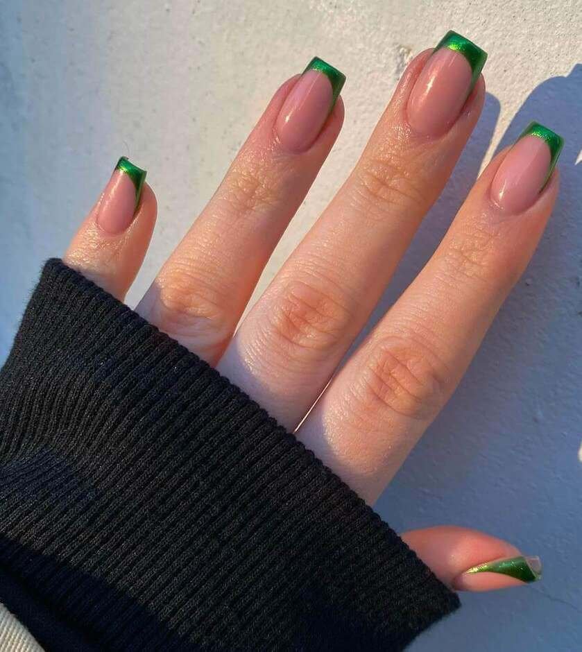 Chrome nail art