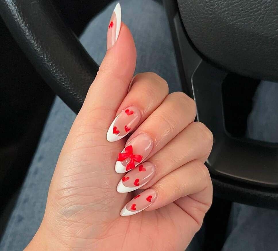 Valentine's day nails with bows