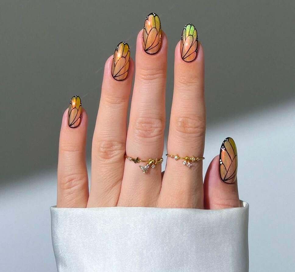 autumn butterfly nail ideas