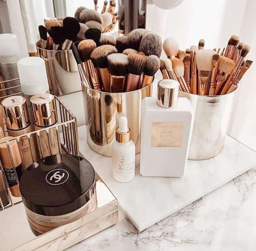 best way to store makeup brushes