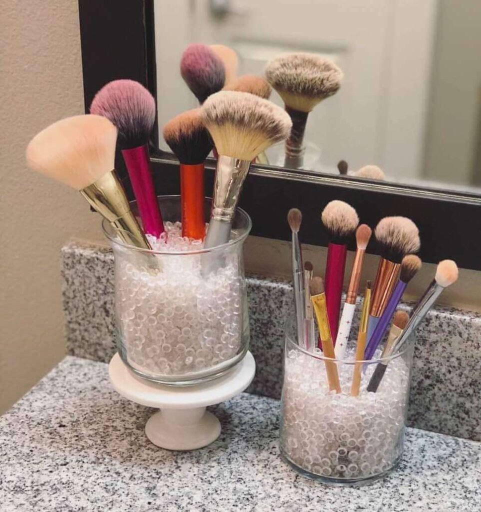 best way to store makeup brushes