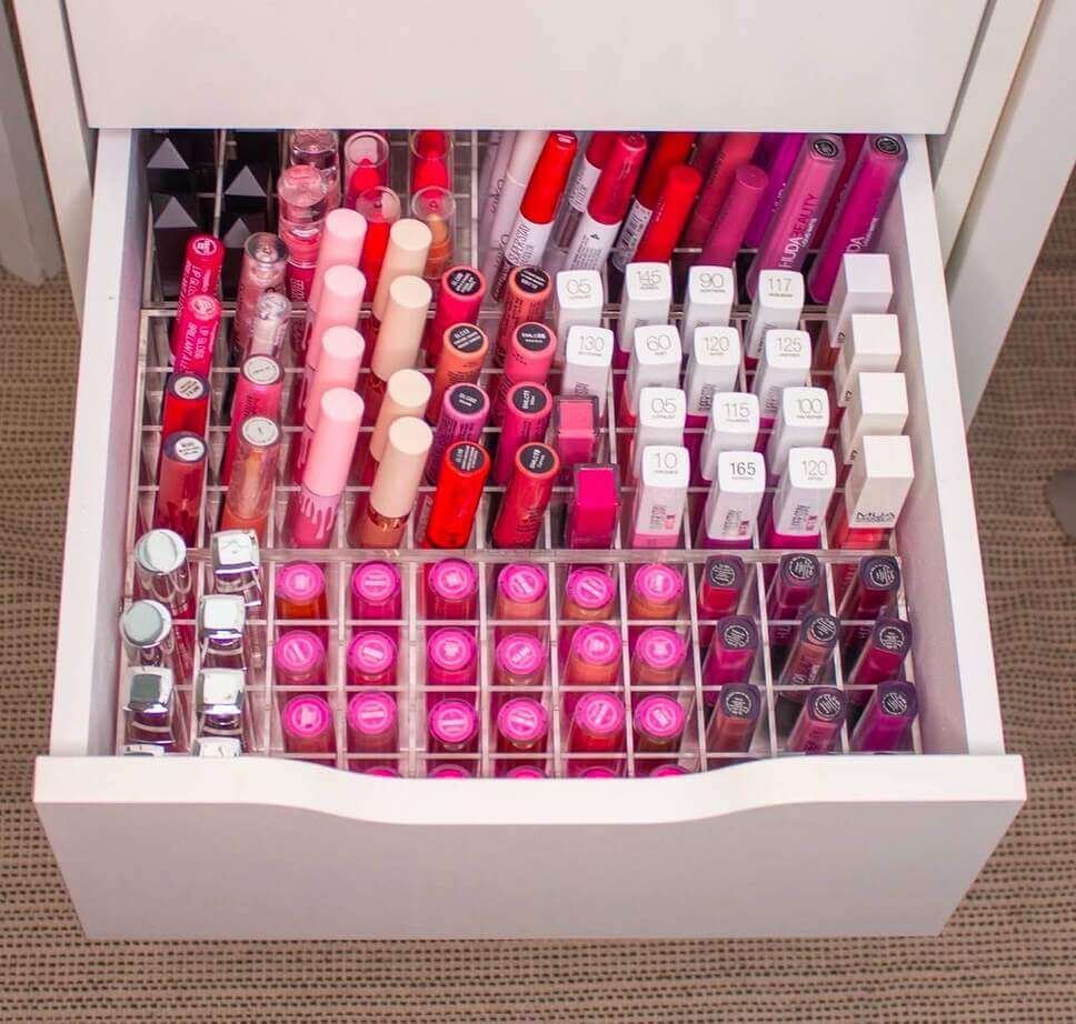 lipstick organization