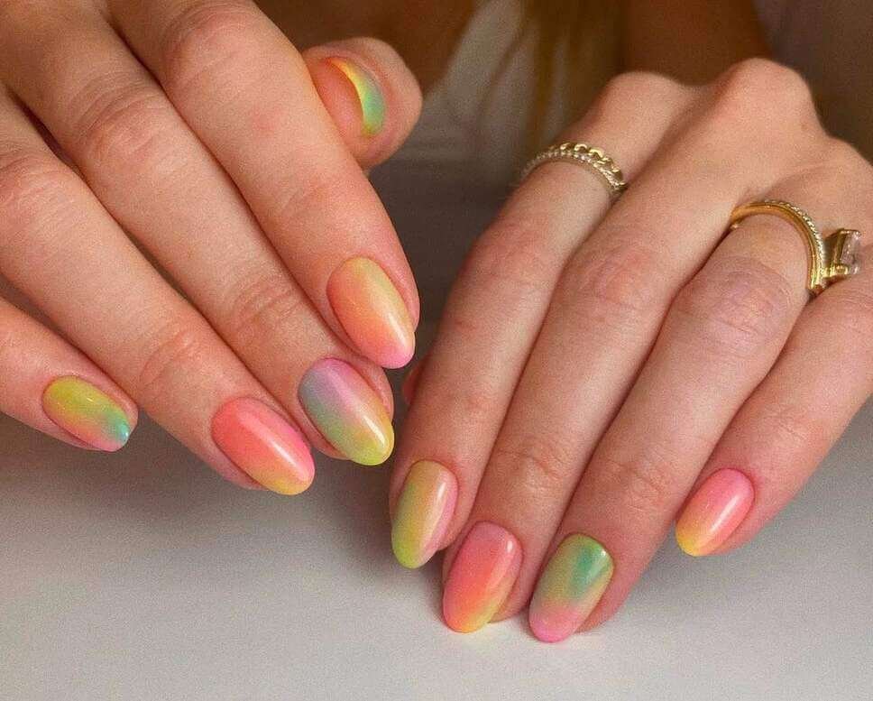 short pastel nail designs