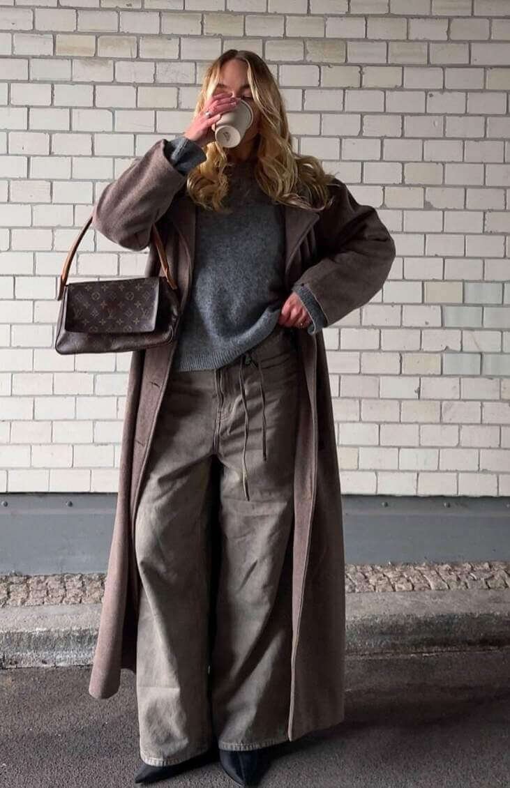 29 Aesthetic Oversized Outfits You’ll Want to Live In