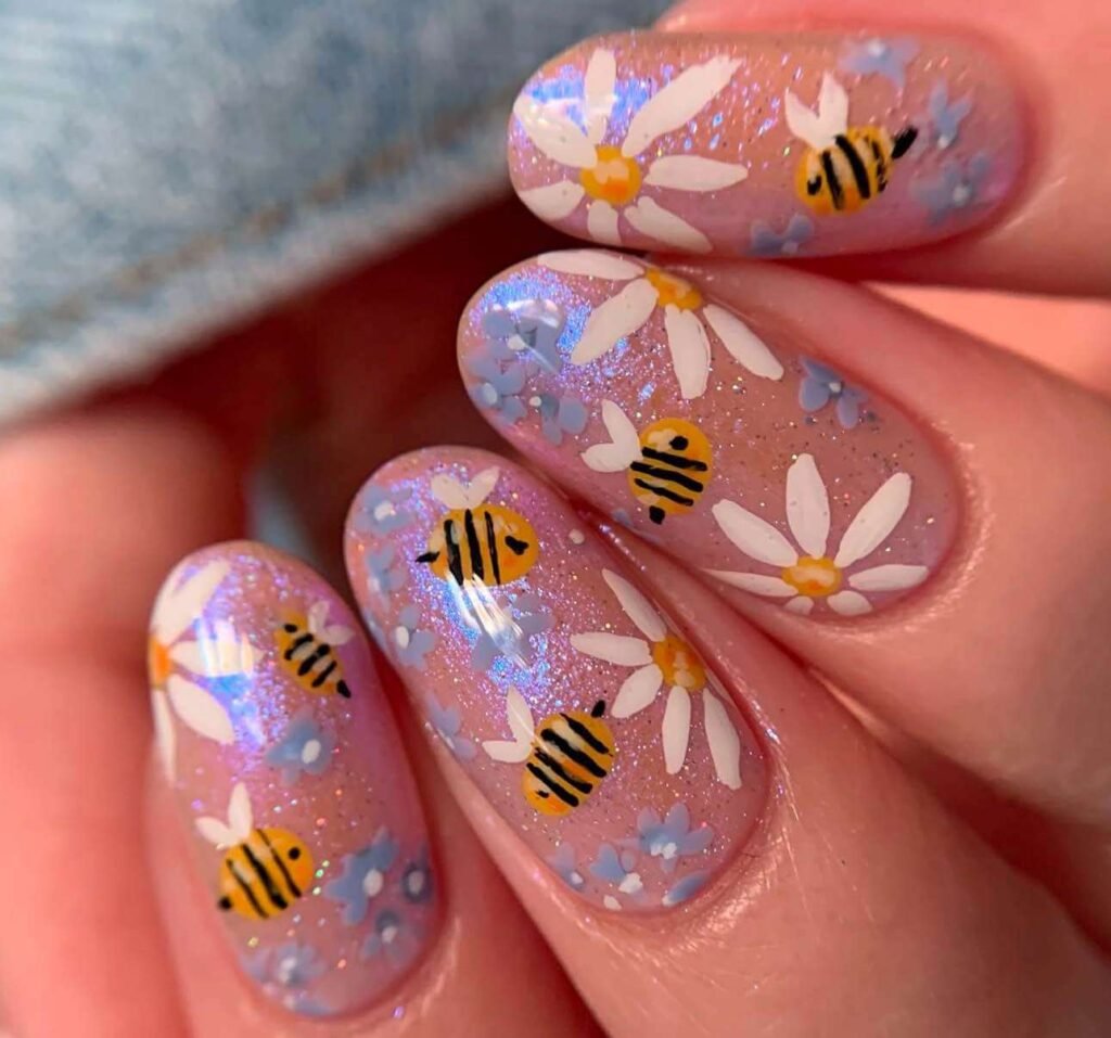 flower and bees nail ideas