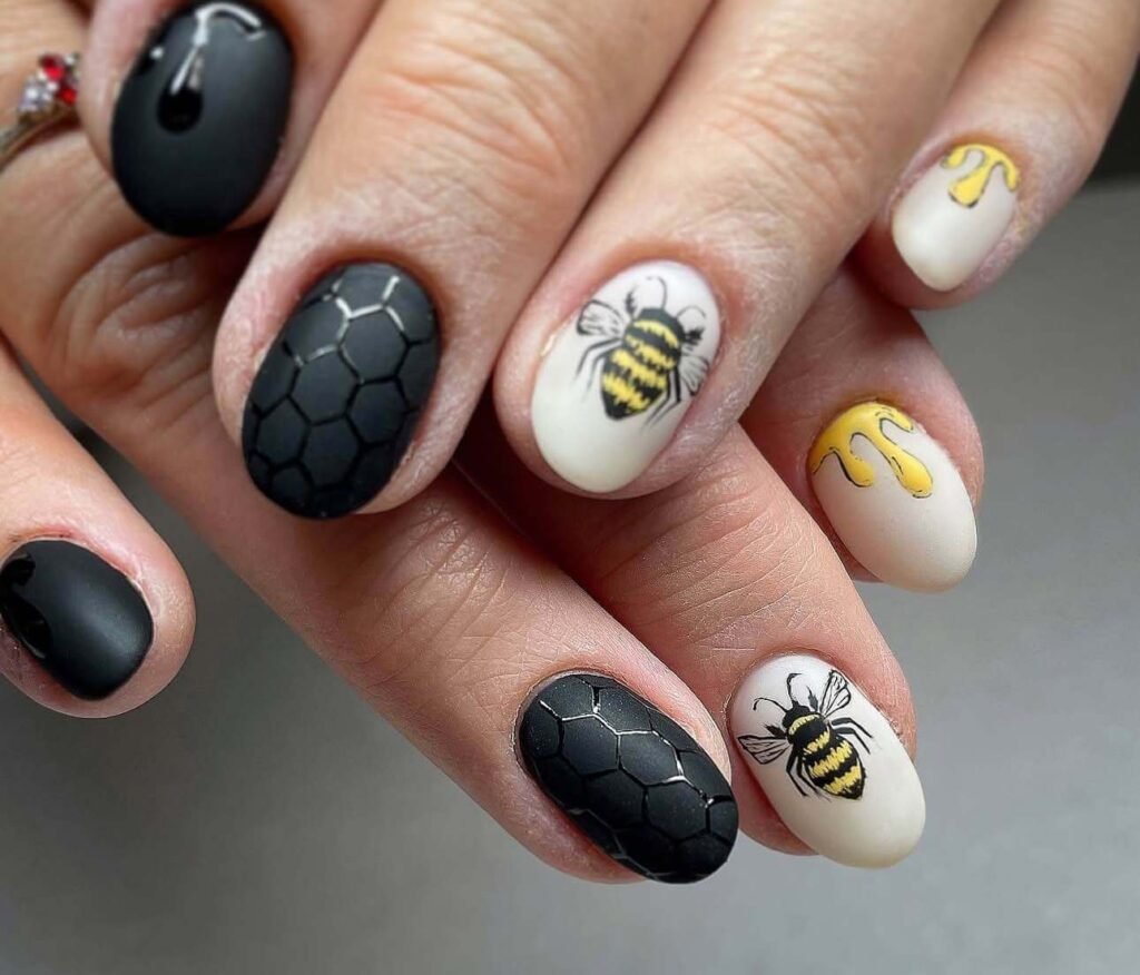 black bee nails