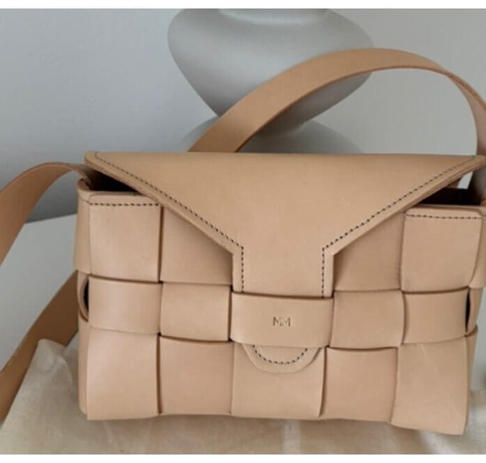 Manuel Dreesmann (Atelier Madre) Saka Bag Review: A Unique, Minimalist Bag That Stands Out