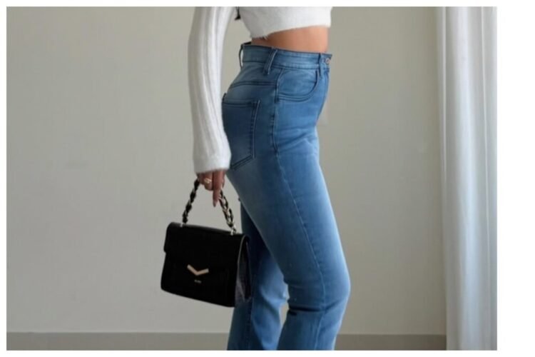 how to dress hourglass shape