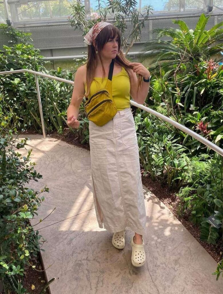 how to style crocs with a skirt