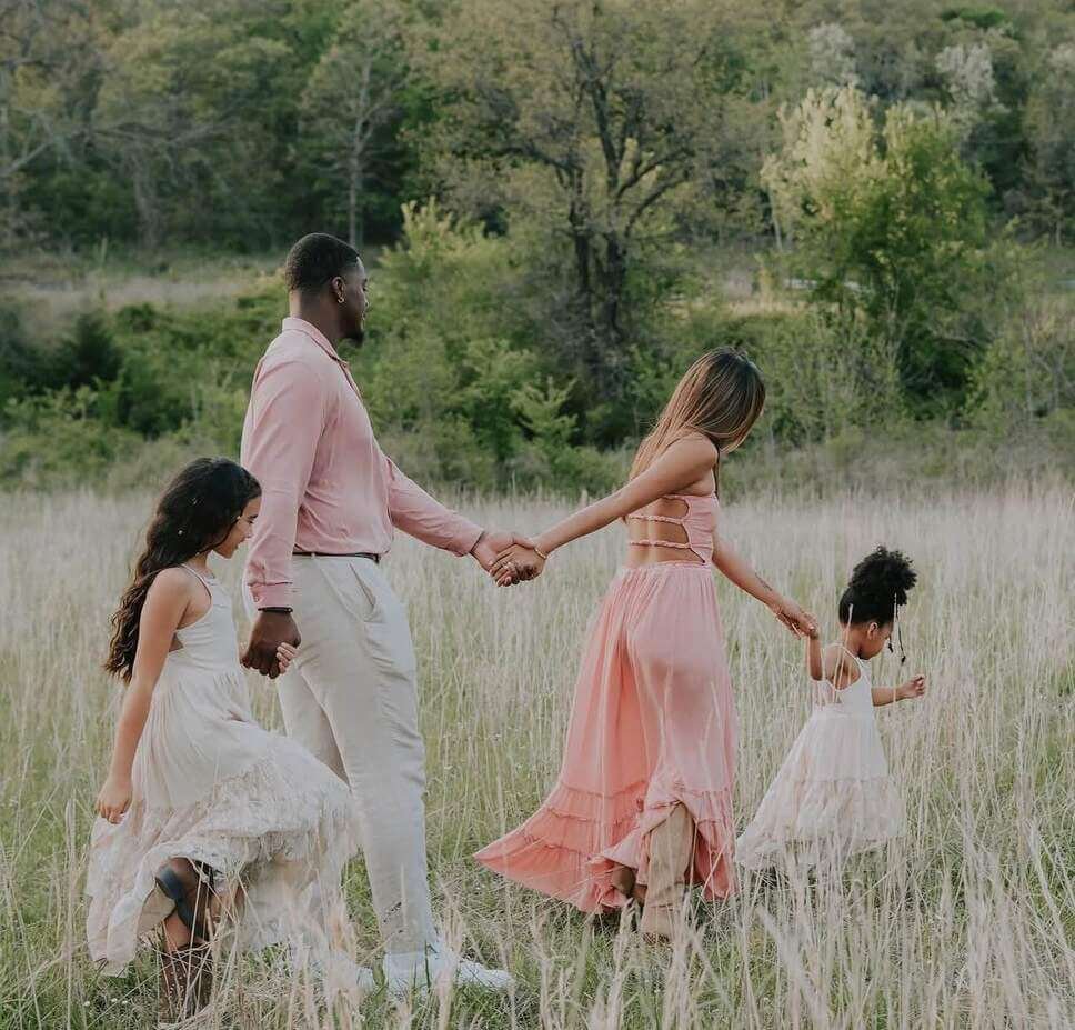 summer family photoshoot outfits