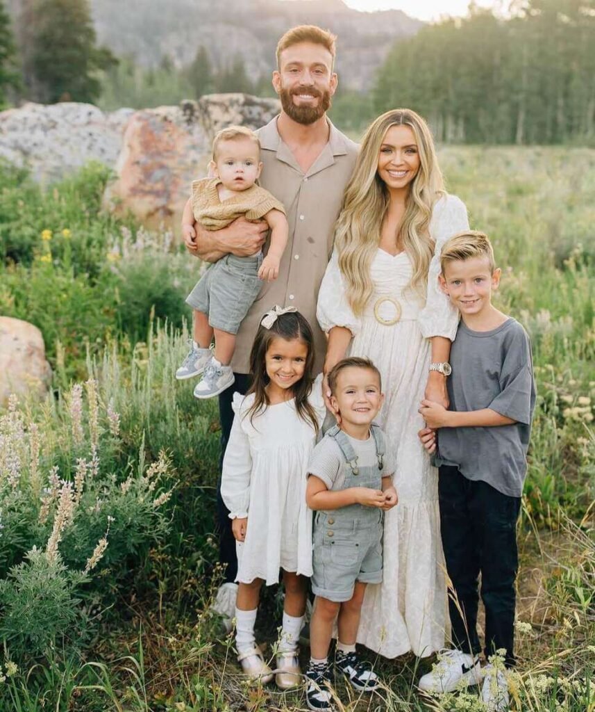 family photoshoot outfits summer