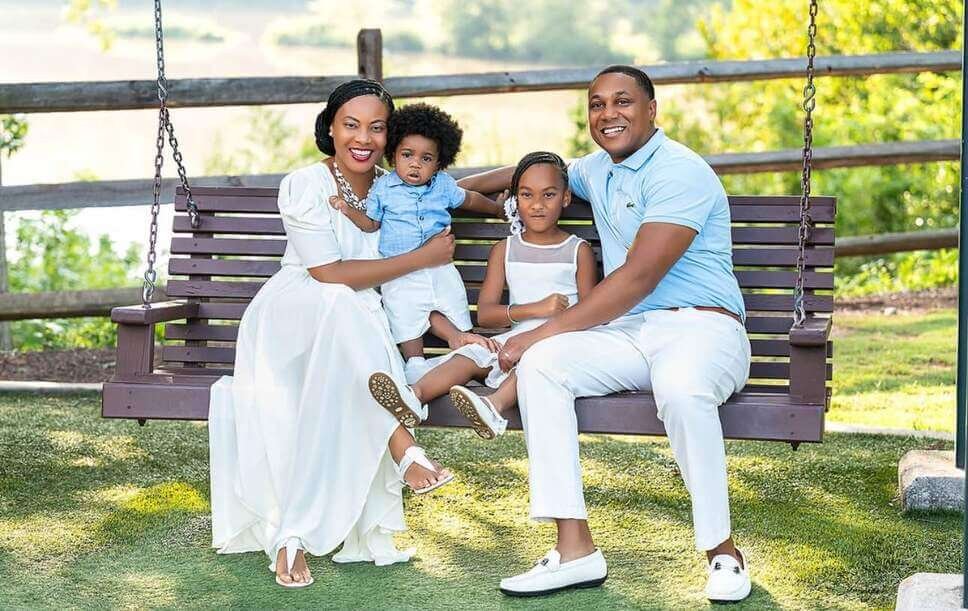family photoshoot outfits summer