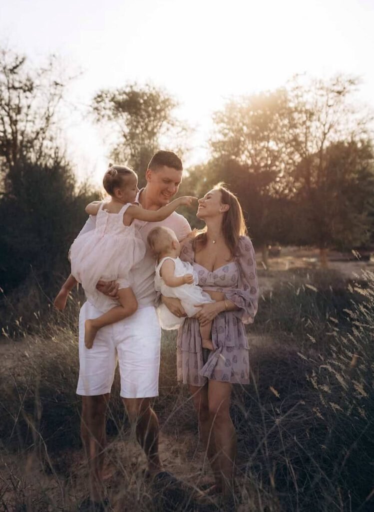 family photoshoot outfits summer
