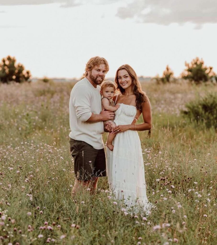 family photoshoot outfits summer