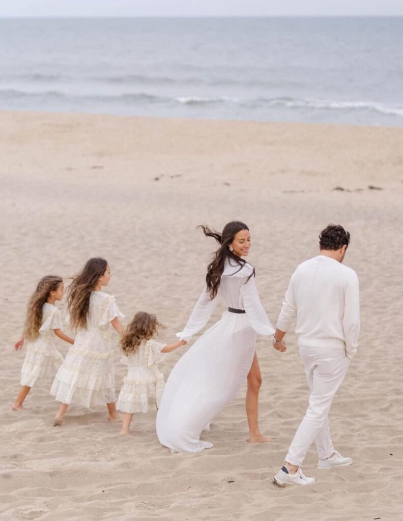 family photoshoot outfits summer